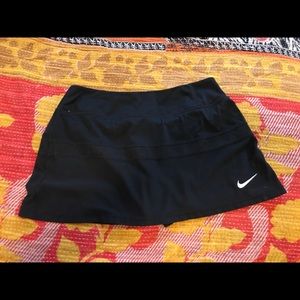 Nike Dri-Fit black tennis skort size Medium